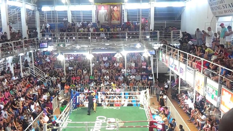 Dónde ver Muay Thai en Phuket - Bangla Boxing Stadium