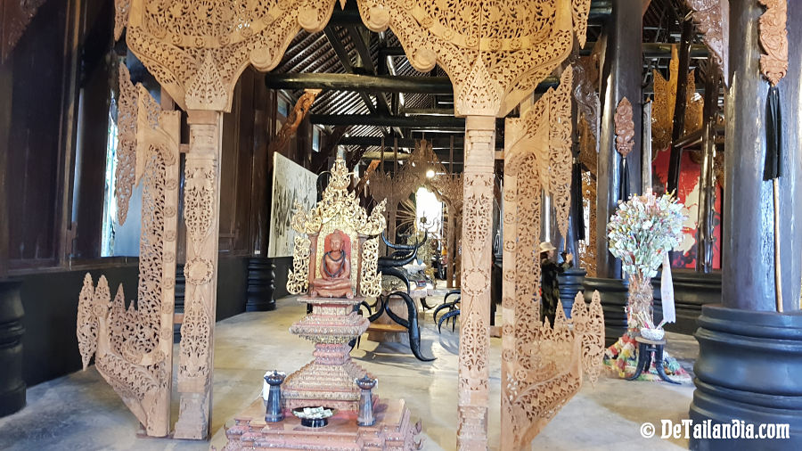 Decoración de la Casa Negra de Chiang Rai - Museo Baandam